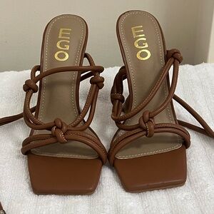 EGO Women's Tan Knotted Heels